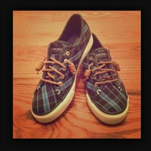 Woman’s size 8 Sperry